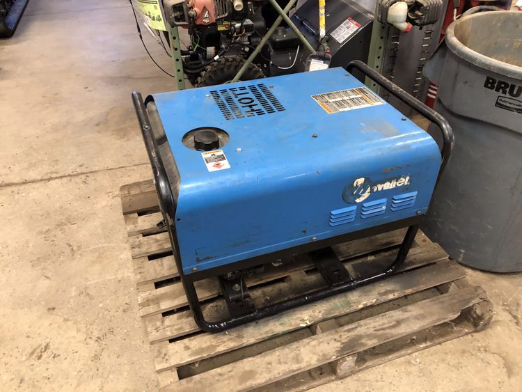 2006 MILLER BLUE STAR 185 Generator/Mobile Welder