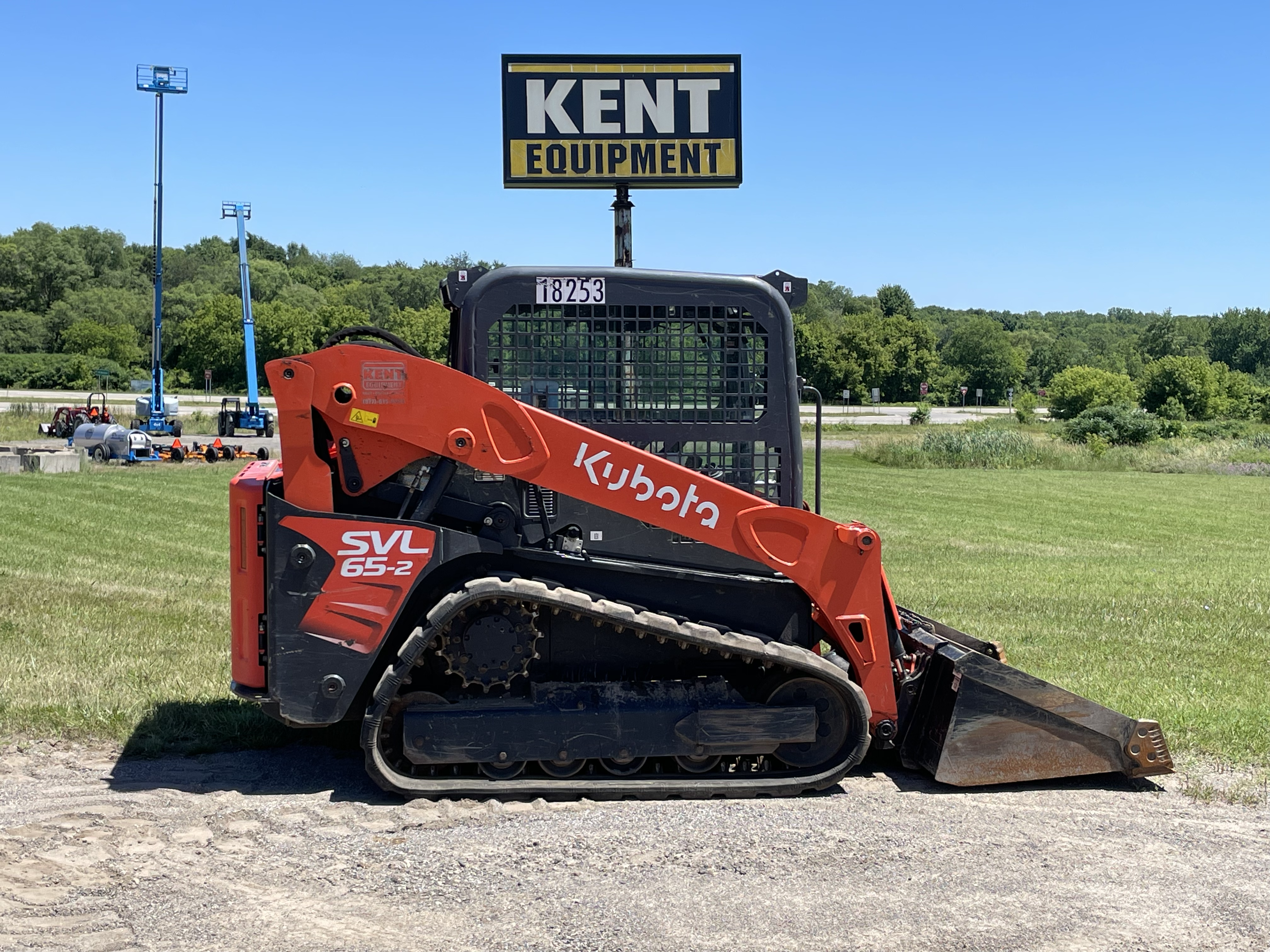 Excavator - KX080 15'1” 19K W/Thumb - Kent Equipment