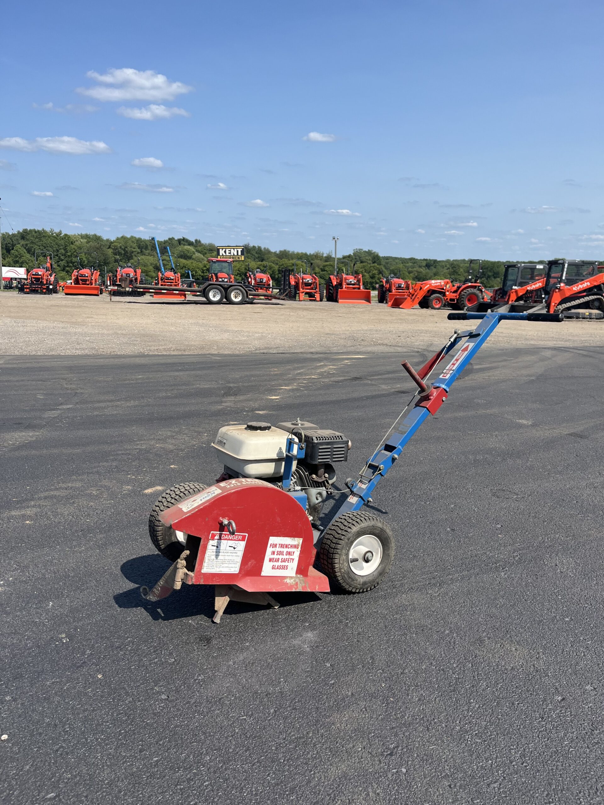 Excavator - KX080 15'1” 19K W/Thumb - Kent Equipment